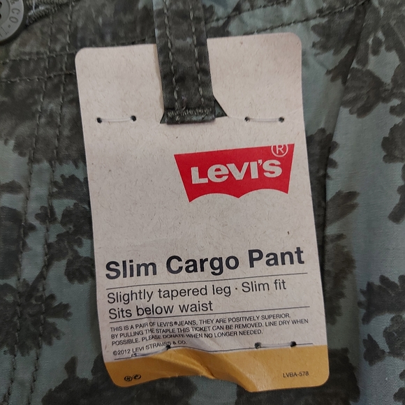 Levi's 511 slim floral cargo pants - Picture 6 of 13